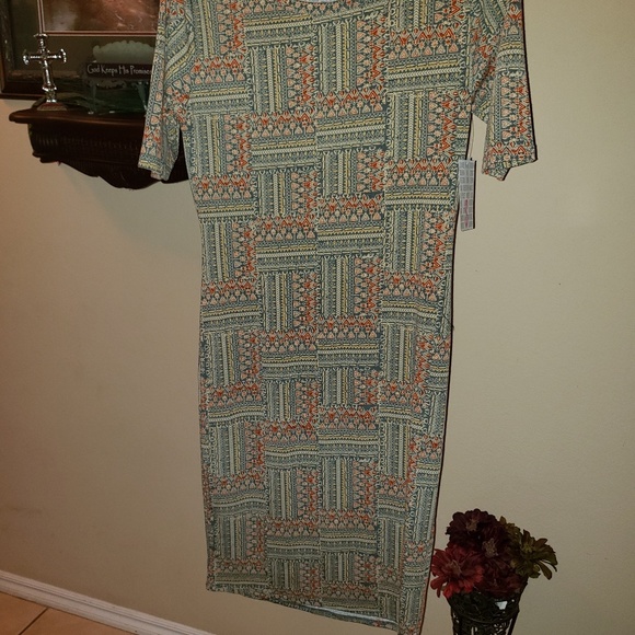 LuLaRoe dress - Picture 3 of 4